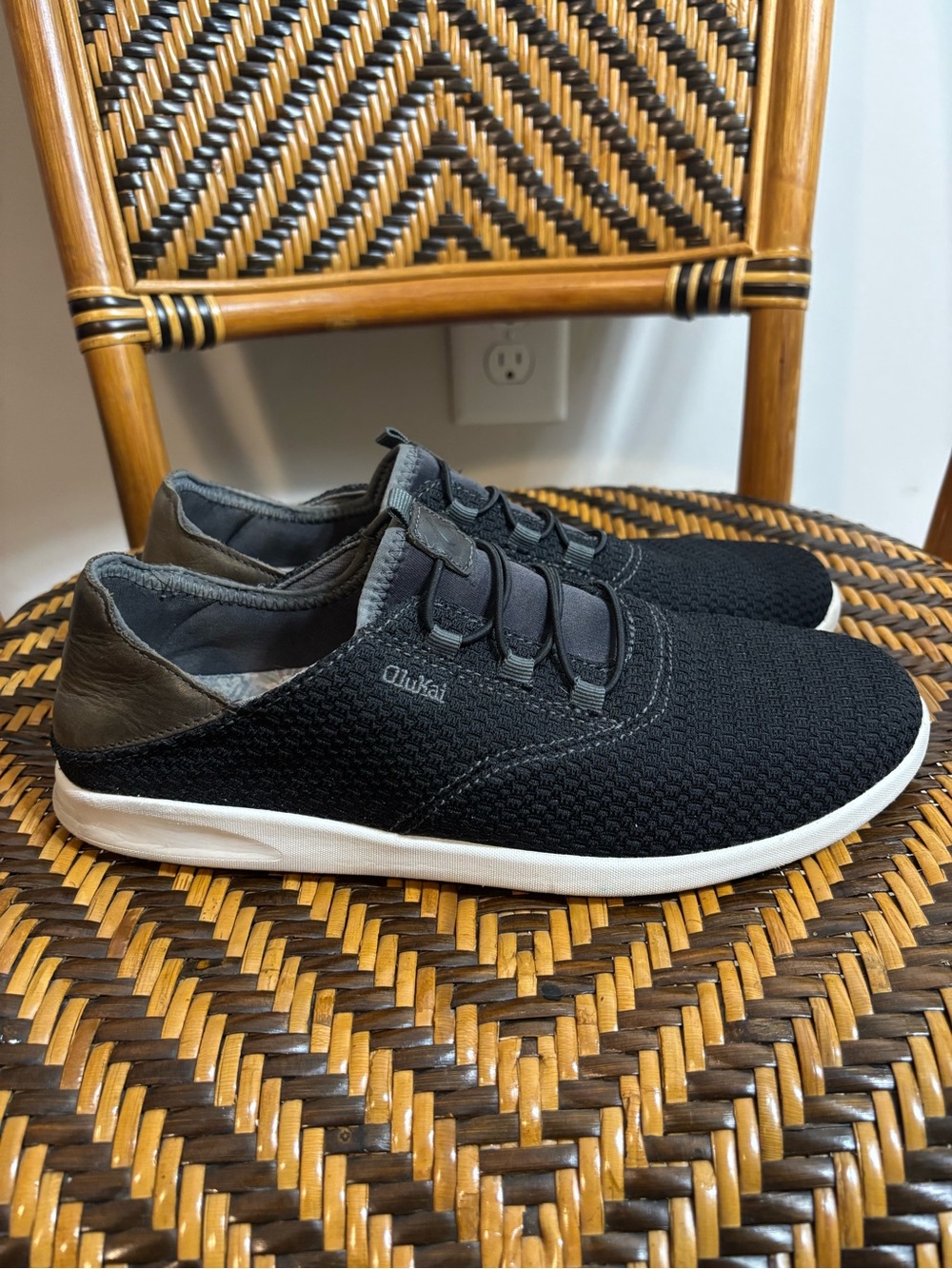 OluKai Alapa Li Slip On Shoes Casual Comfort Lightweight 9M